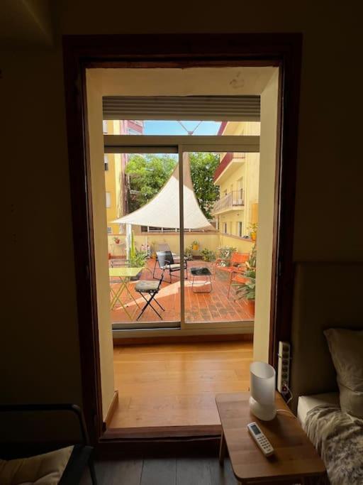Leilighet Avec Acces Prive, Terrasse, Piscine